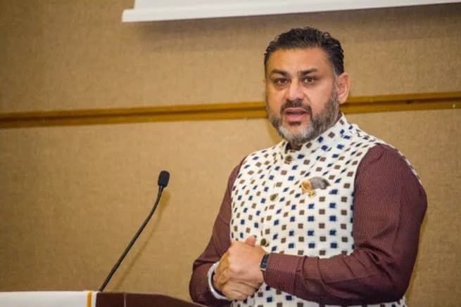 Trailblazer in Family Business Transformation and Philanthropy: Dr. Anuraag Guglaani